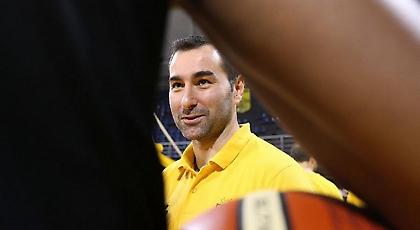 Καμπερίδης: «Να μη σταθούμε στα προβλήματα που έχουμε»