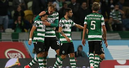 Παίκτες της Σπόρτινγκ πιάστηκαν στα χέρια την ώρα του αγώνα! (video)