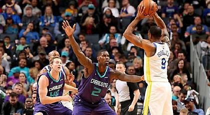 Ζαλισμένοι Γουόριορς και Ρόκετς