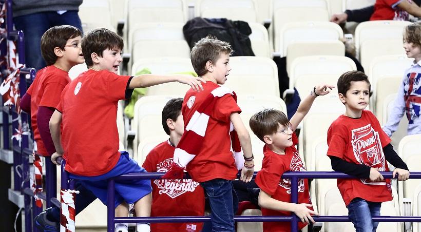 Ματς-γιορτή στο ΣΕΦ