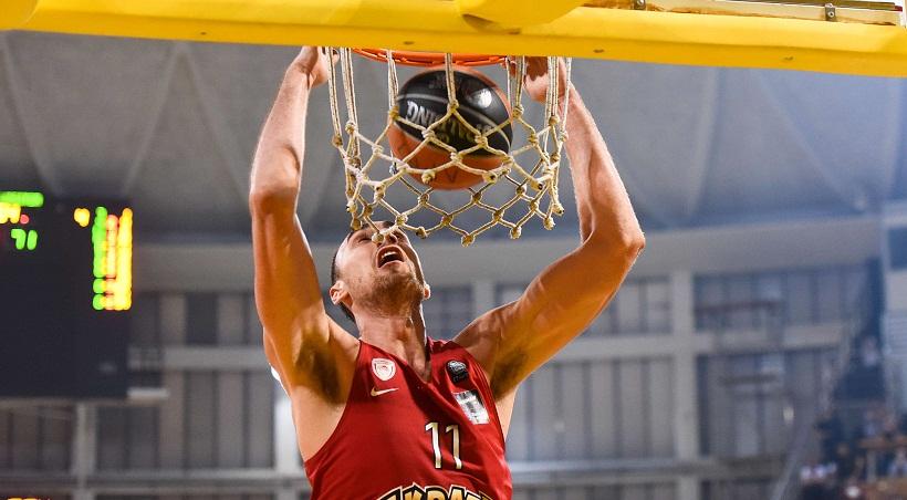 Ευχές σε Μιλουτίνοφ από Ολυμπιακό