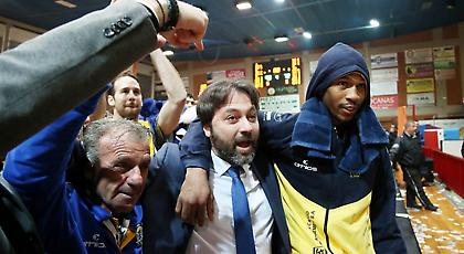 Το «πάρτι» του Λαυρίου μετά τη νίκη επί του ΠΑΟΚ (pics)