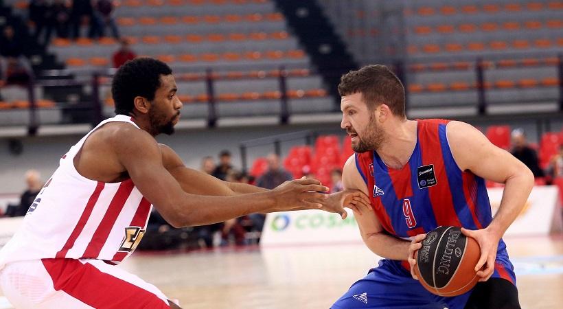 Σπανούλης κερνούσε, Τόμπσον εκτελούσε