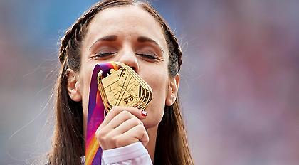 Η «χρυσή»αντίστροφη μέτρηση της Κατερίνας Στεφανίδη (video)