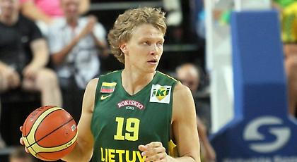 Παίζει με Ολυμπιακό ο Κουζμίνσκας