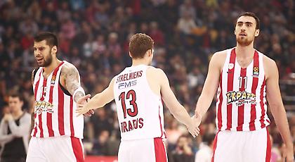 Μέσα Πρίντεζης, Μιλουτίνοφ, Μάντζαρης, ερωτηματικό με Ρόμπερτς