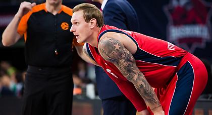 Πρόβλημα με Τίμα στην Μπασκόνια!