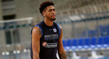 Ντόρσεϊ: «Θέλω να βοηθήσω να προκριθεί η Ελλάδα στο Παγκόσμιο»