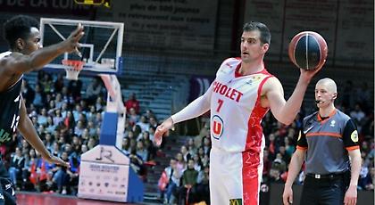 Ανακοίνωσε Ιβάν Μάρας ο Άρης