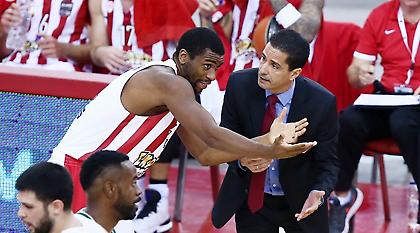 Άρρωστος ο Τόμπσον, αμφίβολος με Αρμάνι