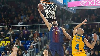 Το απίστευτο κάρφωμα του Χάνγκα! (video)