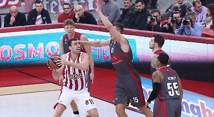LIVE: Ολυμπιακός-Αρμάνι Μιλάνο (4η περίοδος)