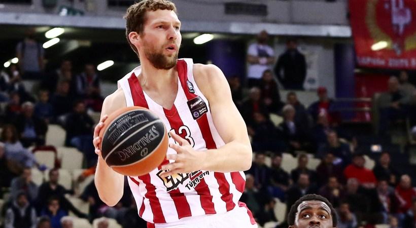 Έμεινε έξω με ενοχλήσεις ο Στρέλνιεκς