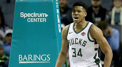 Το… ζογκλερικό του Giannis στο Top 10 (video)