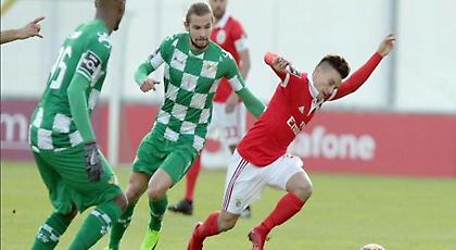 Χαλαρά δεύτερη η Μπενφίκα