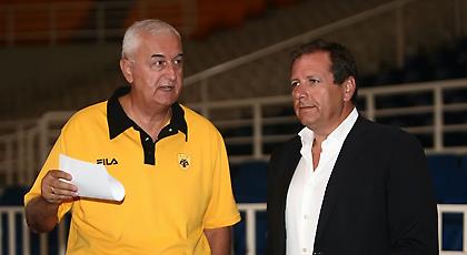 Σκασμένος ο Αγγελόπουλος, προβληματισμός στην ΑΕΚ