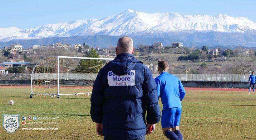 Τρεις απόντες για Πετράκη