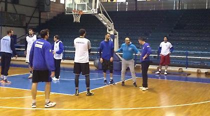 Έπιασε δουλειά στον Ηρακλή ο Χατζηκυριακίδης