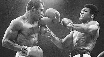 Ο πολυεκατομμυριούχος ιερέας που στα 45 του (ξανά)έγινε παγκόσμιος πρωταθλητής πυγμαχίας