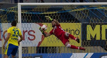 Χωρίς Καλτσά και Δουβίκα ο Αστέρας στο Περιστέρι