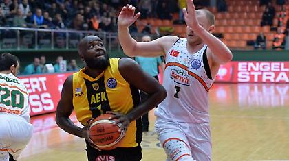 Τζέιμς: «Χάσαμε ευκαιρίες να πάρουμε το προβάδισμα»