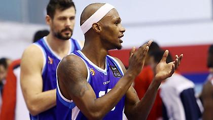 ΜακΦάντεν: «Βρήκα μια οικογένεια στην Κύμη»»