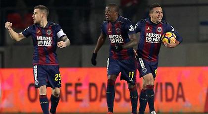 Ματσάρα στην Πορτογαλία: Νίκη στις καθυστερήσεις για την Τσάβες