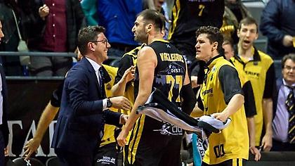 «Καρφί» Βασιλειάδη στους επικριτές του (pic)