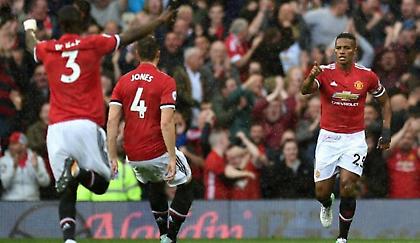 «Τηλεκατευθυνόμενη» γκολάρα του Βαλέντσια και 1-0 η Γιουνάιτεντ! (video)