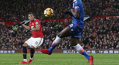 Πλασέ του Μαρσιάλ με… 62 νούμερο παπούτσι και 2-0 η Γιουνάιτεντ! (video)