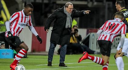 Χάλασε το ντεμπούτο του Αντβοκάατ η Φίτεσε