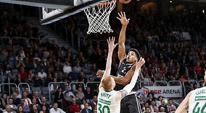 Οι Ζήσης, Τρινκιέρι «καθάρισαν» τον «Σάρας»