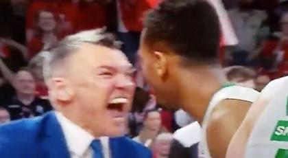 Το οργισμένο ξέσπασμα του Γιασικεβίτσιους! (video)