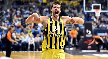 Παίζει κανονικά με Παναθηναϊκό ο Βέσελι (video)