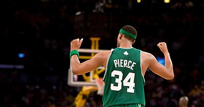 Δεν θα «μοιραστεί» τη βραδιά του ο Πιρς