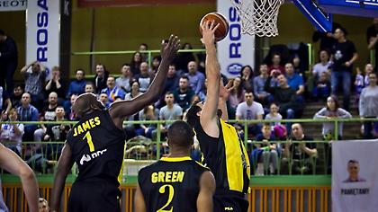 Έκανε το χρέος της και βλέπει πρόκριση η ΑΕΚ