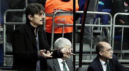 Έντονη δυσαρέσκεια στον Παναθηναϊκό για Λαμόνικα και τη διαιτησία με Φενέρ