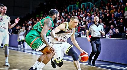 «Δώρο» σε ΑΕΚ από Μπάνβιτ