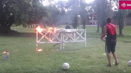 Με φωτιές και «καψώνια» η πιο απίθανη προπόνηση τερματοφυλάκων που έχει γίνει ποτέ! (video)