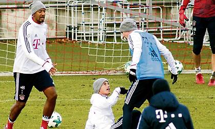 Χαμός στην προπόνηση της Μπάγερν: Ήρθαν στα χέρια Χάμες και Ρούντι! (pics)