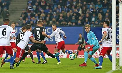 «Βρυχάται» η Κολωνία, «βουλιάζει» το Αμβούργο