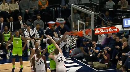 Απίστευτο κάρφωμα Γουίγκινς στο Top 10 (video)