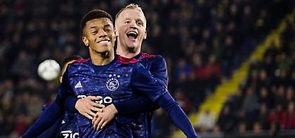 Ο Άγιαξ γκρέμισε τη Φέγενορντ