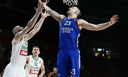 Απειλούν με αποχή από το γήπεδο οι οπαδοί του Ερυθρού Αστέρα λόγω Όμιτς!