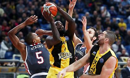 Τα έκανε «θάλασσα» και έμπλεξε η ΑΕΚ