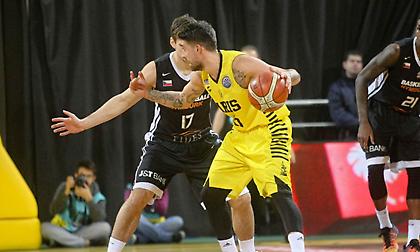 Παίζει ο Αθηναίου, όχι ο Πουλιανίτης