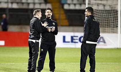 Αυτή είναι η ενδεκάδα της ΑΕΚ: Έξω Σιμόες και Βράνιες