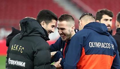 Τα τετ-α-τετ πριν τη σέντρα στο ντέρμπι (pics)