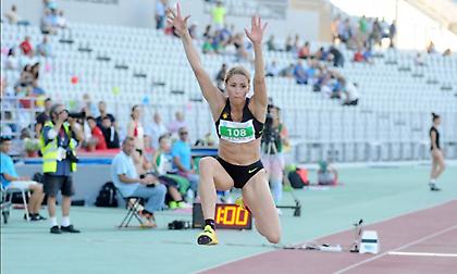 Για Μπέρμιγχαμ μέσω Γαλλίας η Παπαχρήστου