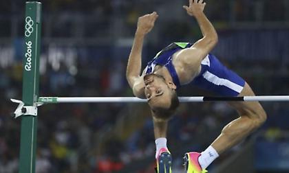 Θετικό ξεκίνημα για Μπανιώτη